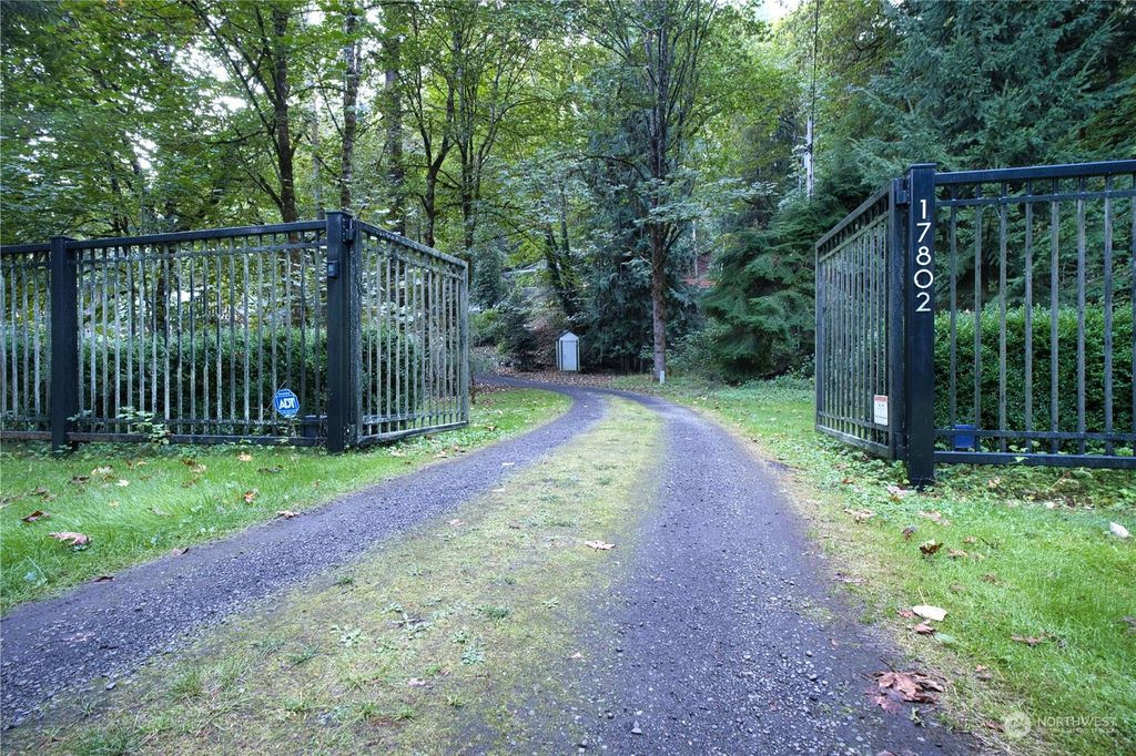 Photo of 17802 SE Jones Road, Renton, WA 98058 (MLS # 2293712)