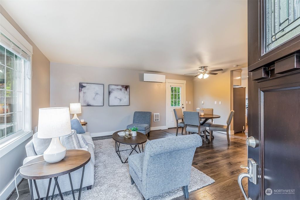 Photo of 704 20th Street, Snohomish, WA 98290 (MLS # 2126654)