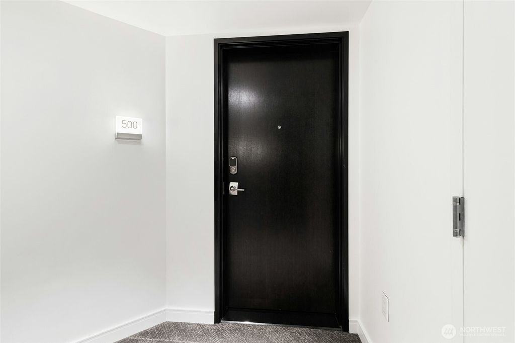 Photo of 1808 Minor Avenue #500, Seattle, WA 98101 (MLS # 2464526)
