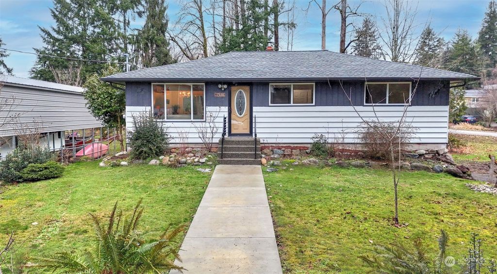 Photo of 17356 SE 135th Street, Renton, WA 98059 (MLS # 2193408)