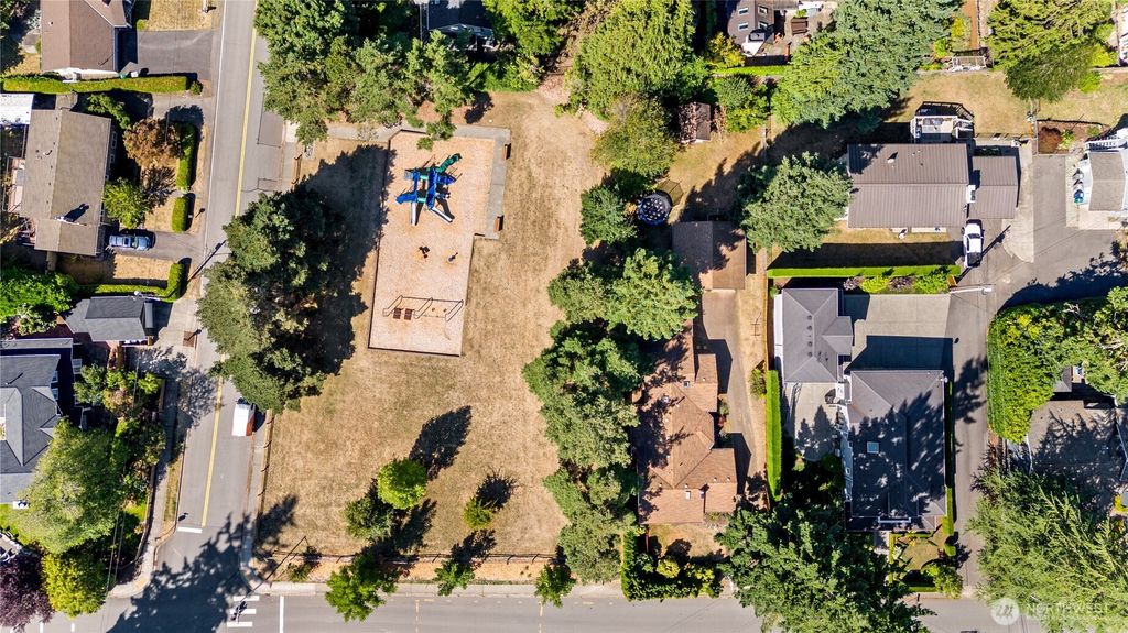 Photo of 1515 3rd Street, Kirkland, WA 98033 (MLS # 2424617)