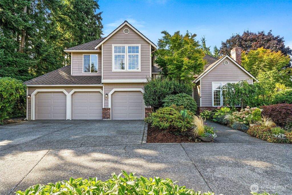 Photo of 417 SW 350th Place, Federal Way, WA 98023 (MLS # 2419877)