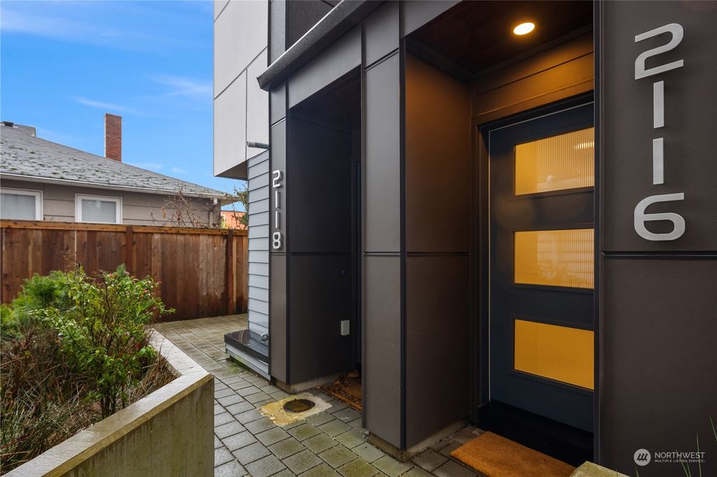 Photo of 2116 3rd Avenue N, Seattle, WA 98109 (MLS # 2199530)
