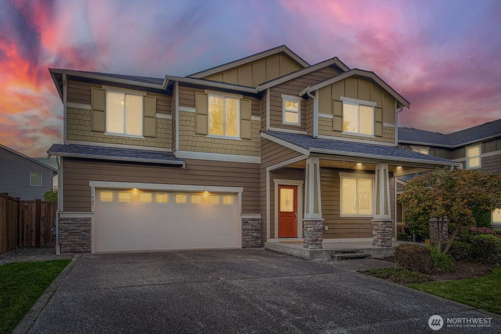 Photo of 11405 172nd Street Ct E, Puyallup, WA 98374 (MLS # 2447836)