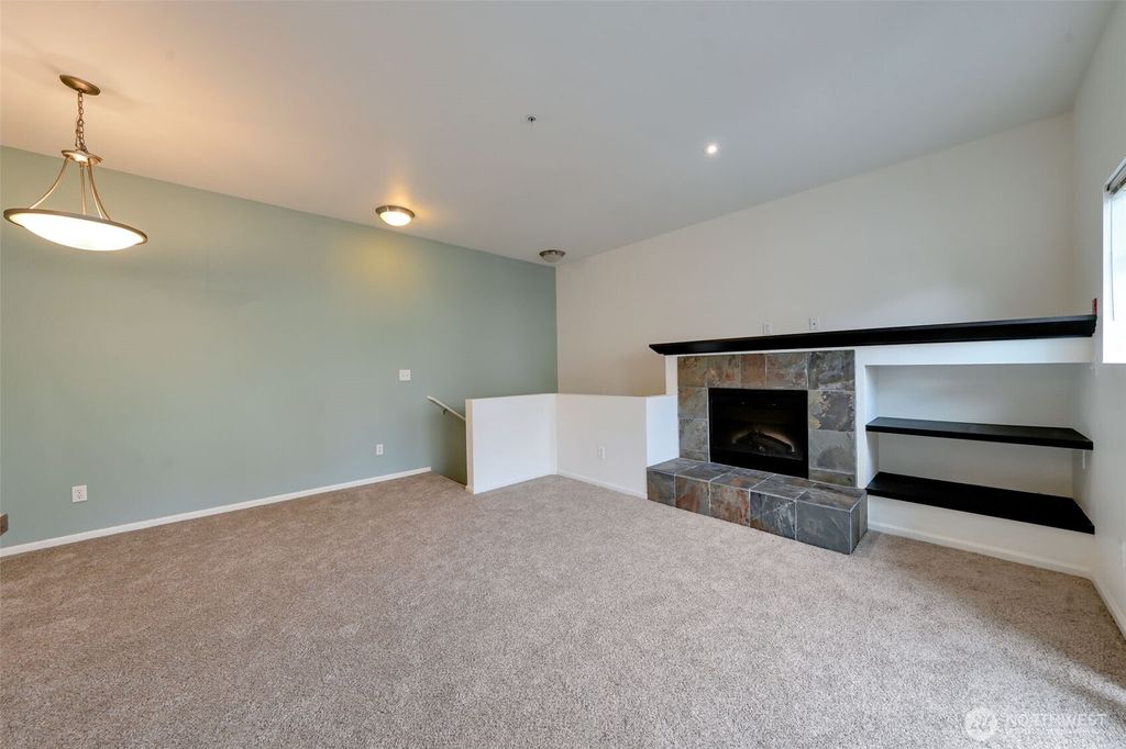 Photo of 4035 S 212th Court #C, SeaTac, WA 98198 (MLS # 2411661)