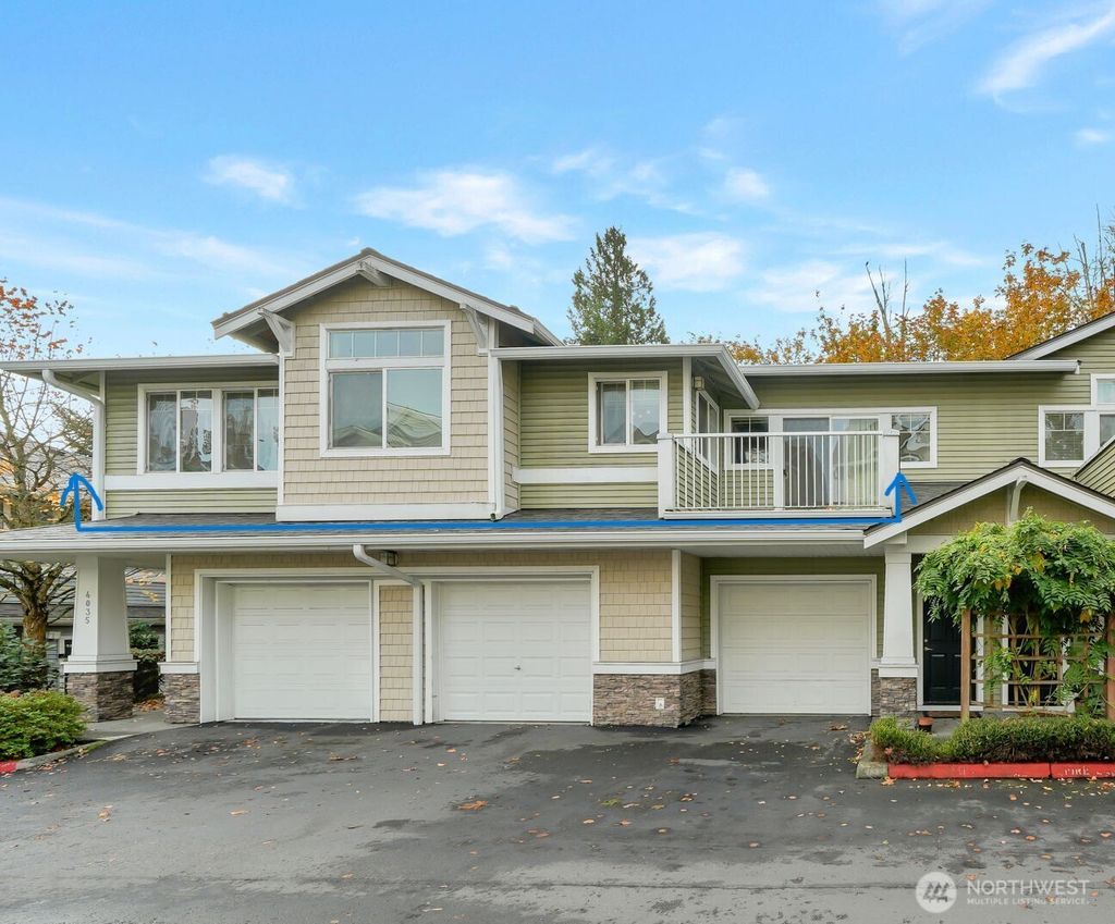 Photo of 4035 S 212th Court #C, SeaTac, WA 98198 (MLS # 2411661)