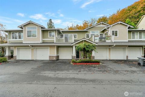 Photo of 4035 S 212th Court #C, SeaTac, WA 98198 (MLS # 2411661)