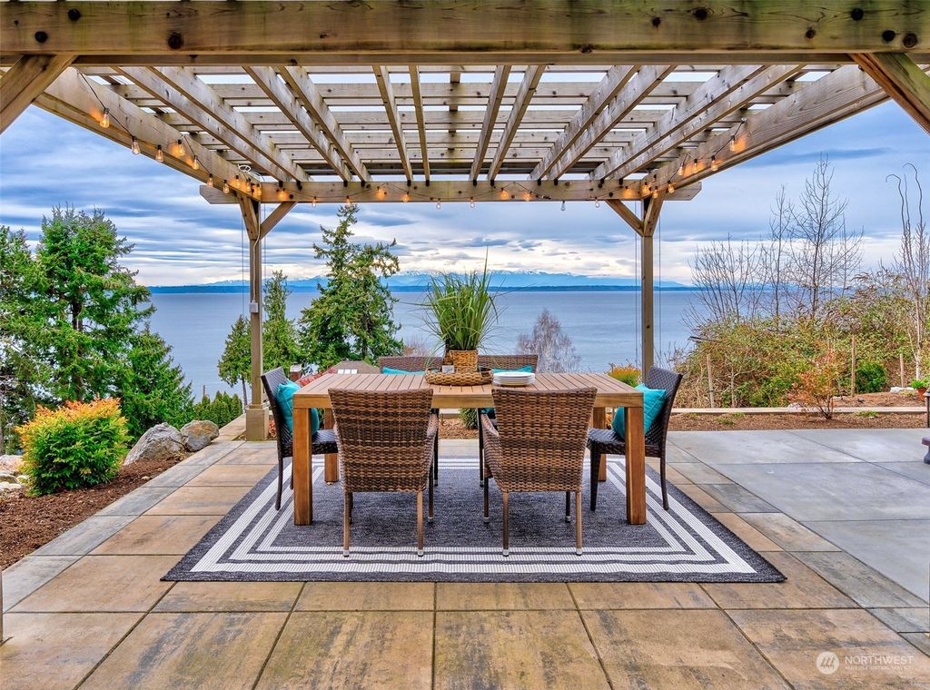 Photo of 13723 Puget Sound Boulevard, Edmonds, WA 98026 (MLS # 2037552)