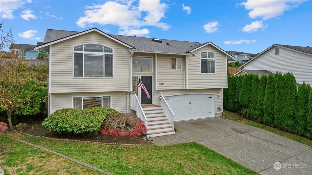 Photo of 8307 77th Avenue NE, Marysville, WA 98270 (MLS # 2309116)