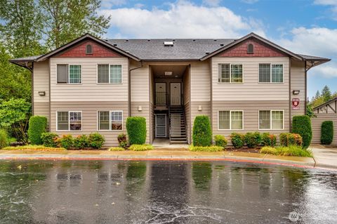 Photo of 14605 NE 20th Avenue #B101, Vancouver, WA 98686 (MLS # 2440847)