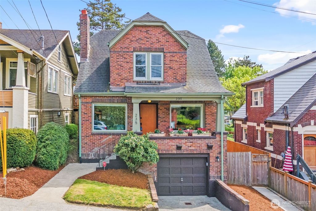Photo of 235 NW 52nd Street, Seattle, WA 98107 (MLS # 2370894)