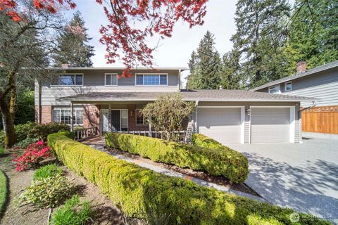 Photo of 17452 NE 12th Street, Bellevue, WA 98008 (MLS # 2529354)