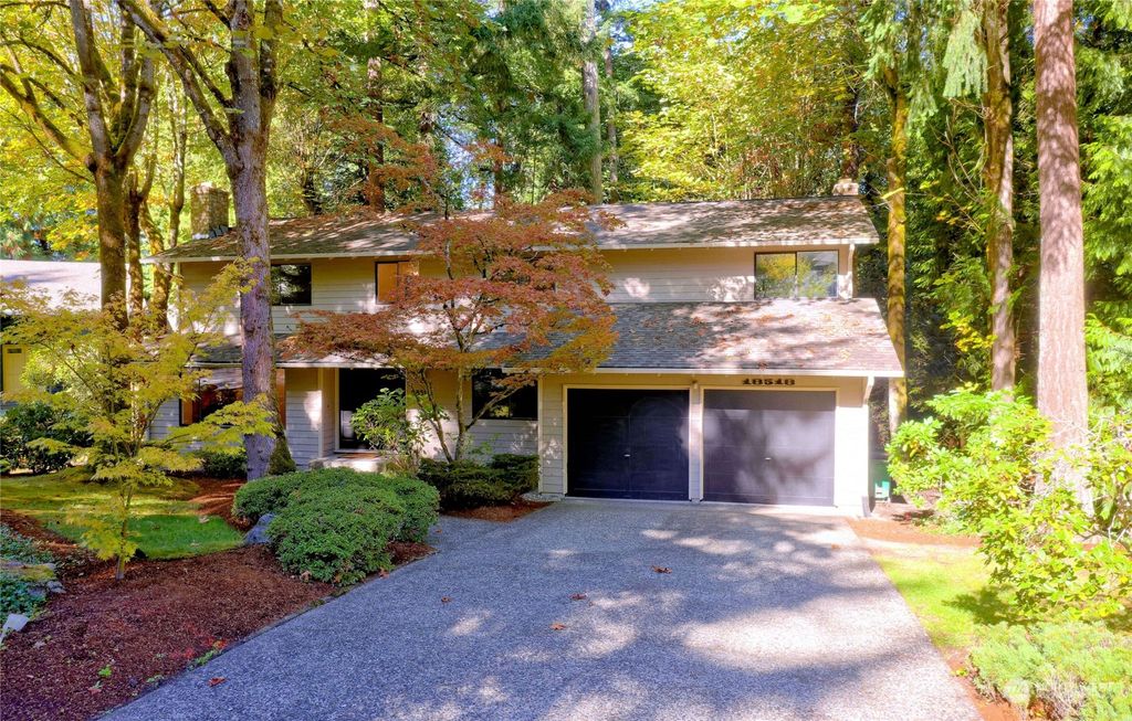 Photo of 18518 NE 25 Street, Redmond, WA 98052 (MLS # 2232412)