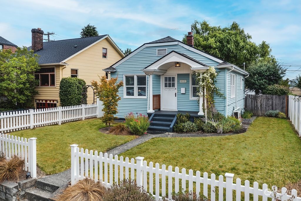 Photo of 4112 36th Avenue SW, Seattle, WA 98126 (MLS # 2001062)