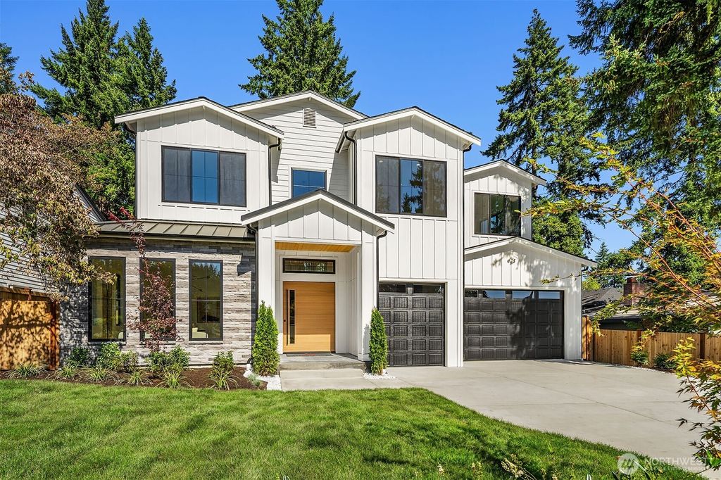Photo of 14424 SE 40th Street, Bellevue, WA 98006 (MLS # 2436666)