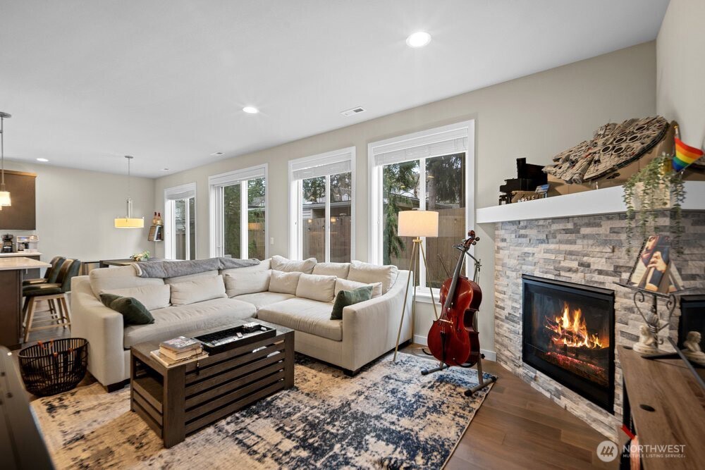 8609 244th Street SW 11