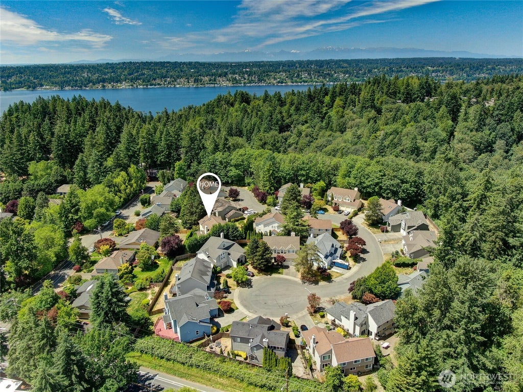 Photo of 7619 NE 125th Street, Kirkland, WA 98034 (MLS # 2556810)