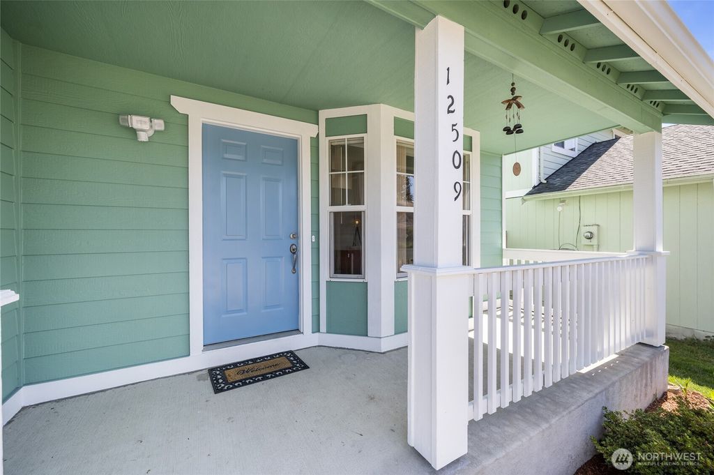 Photo of 12509 22nd Avenue SE, Everett, WA 98208 (MLS # 2492987)