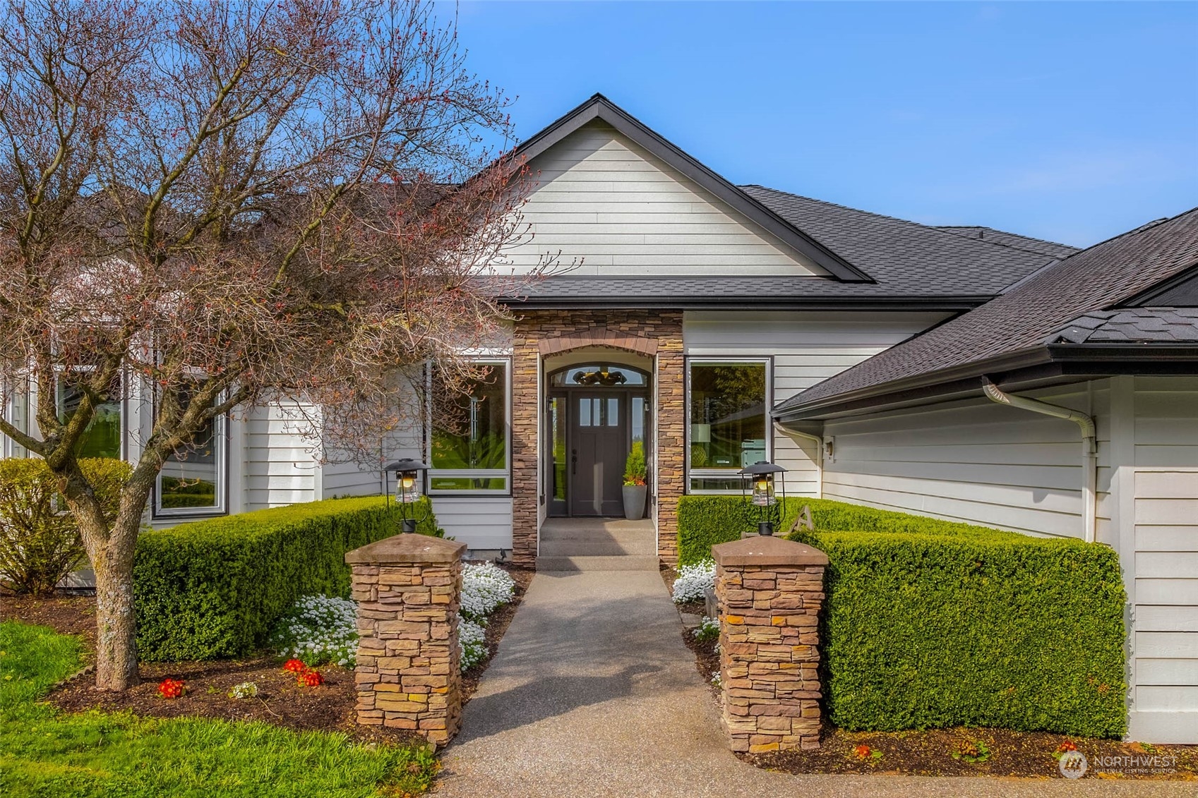 221 Baker View Lane