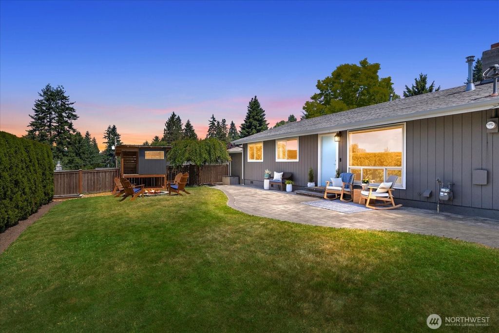 Photo of 26628 NE Valley Street, Duvall, WA 98019 (MLS # 2391622)