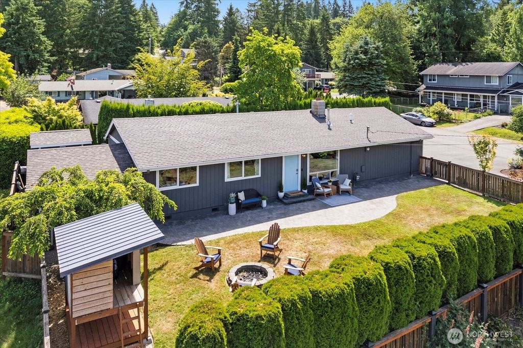Photo of 26628 NE Valley Street, Duvall, WA 98019 (MLS # 2391622)