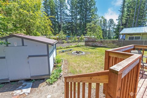 A home in Packwood