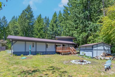 A home in Packwood