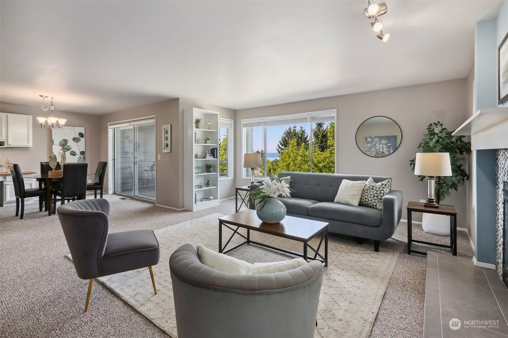 Photo of 11225 NE 68th Street #2, Kirkland, WA 98033 (MLS # 2163674)