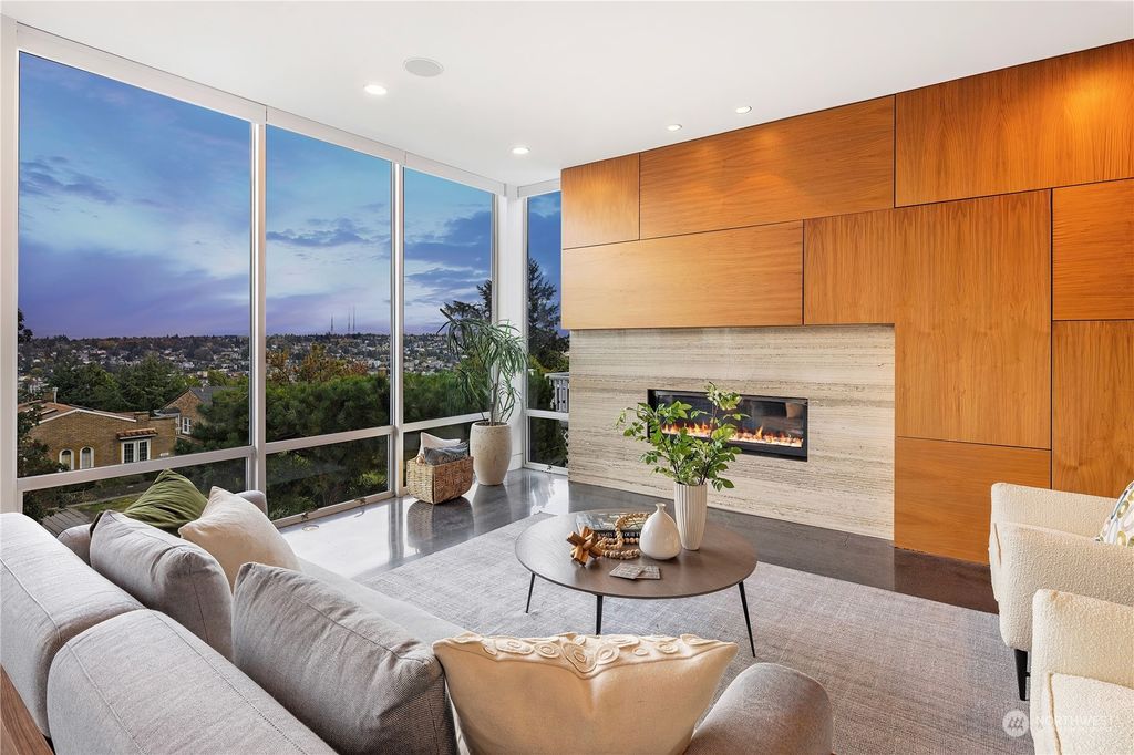 Photo of 3033 26th Avenue W, Seattle, WA 98199 (MLS # 2285877)