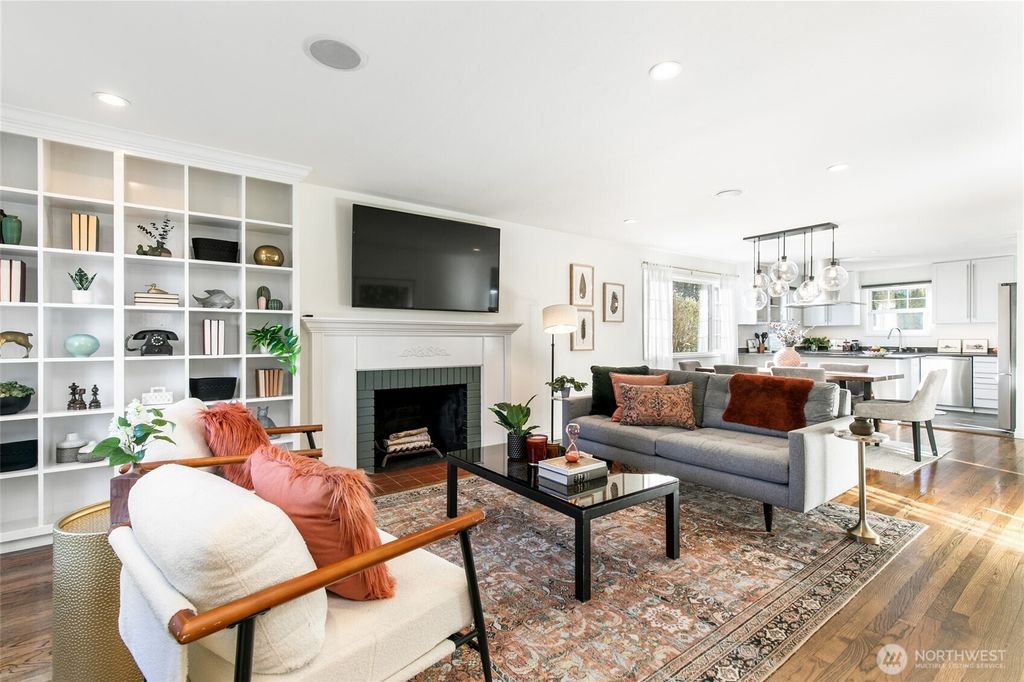 Photo of 7731 29th Avenue NW, Seattle, WA 98117 (MLS # 2470191)