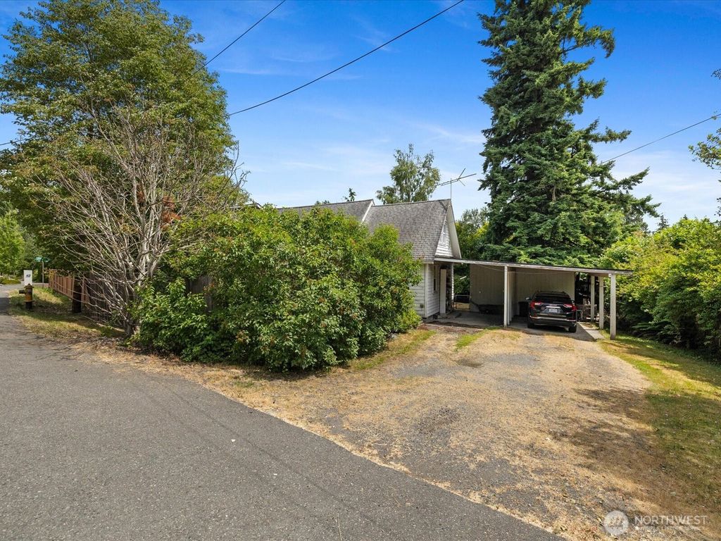 Photo of 20101 Poplar Way Way, Lynnwood, WA 98036 (MLS # 2394281)