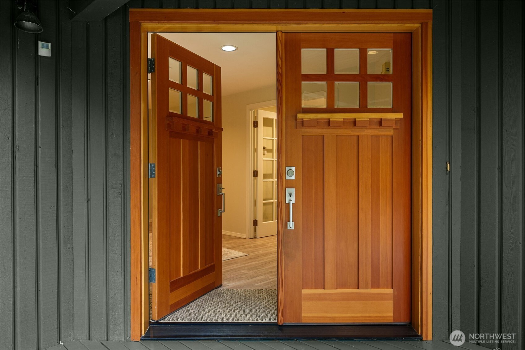 4230 212th Avenue NE