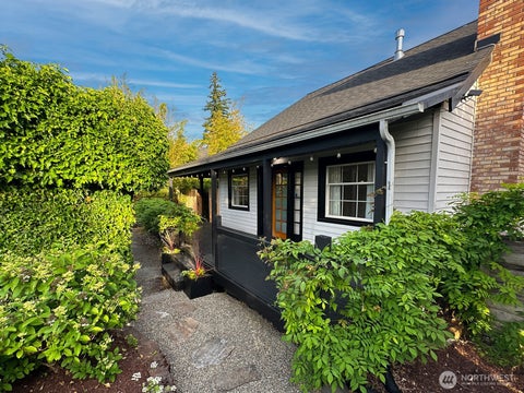 Photo of 2127 8th Street, Bremerton, WA 98312 (MLS # 2535304)