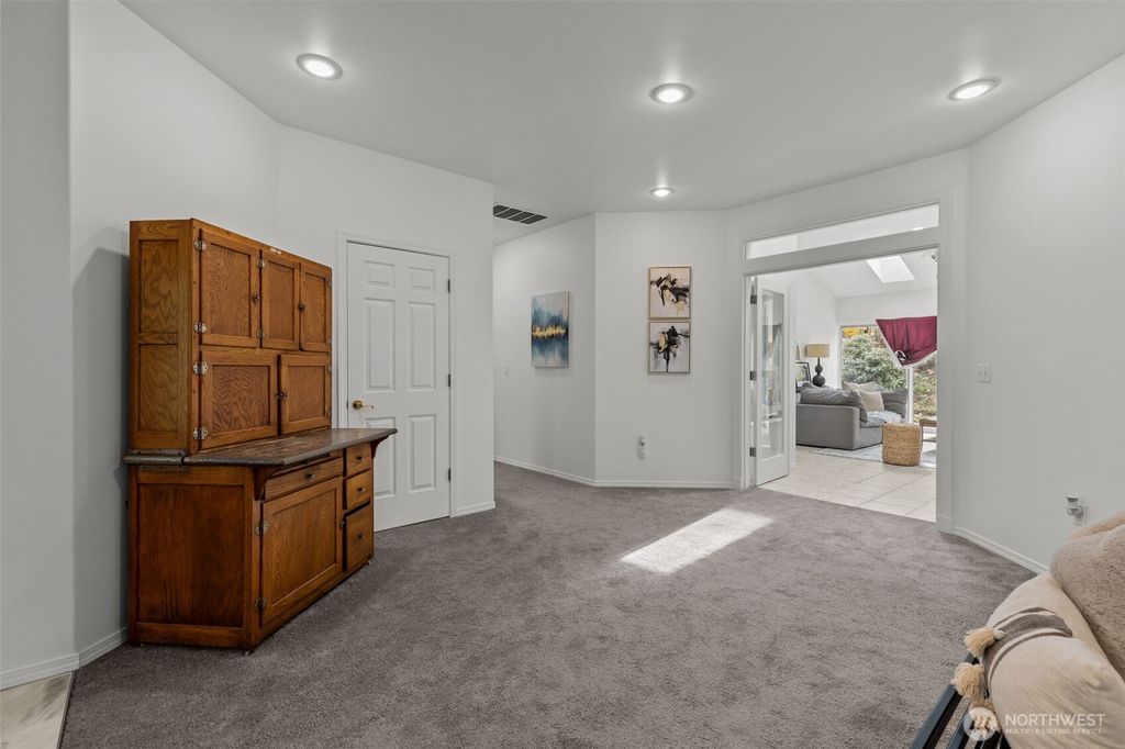 Photo of 31724 SE 268th Street, Ravensdale, WA 98051 (MLS # 2452466)