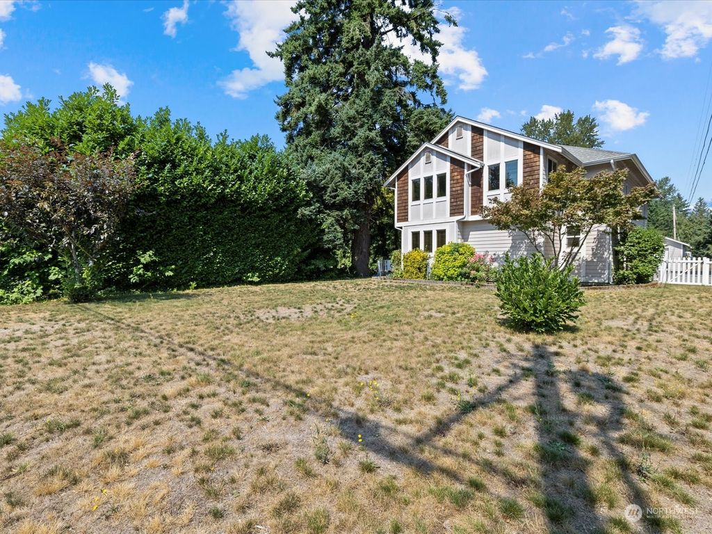 Photo of 6215 Grove Street, Marysville, WA 98270 (MLS # 2152317)