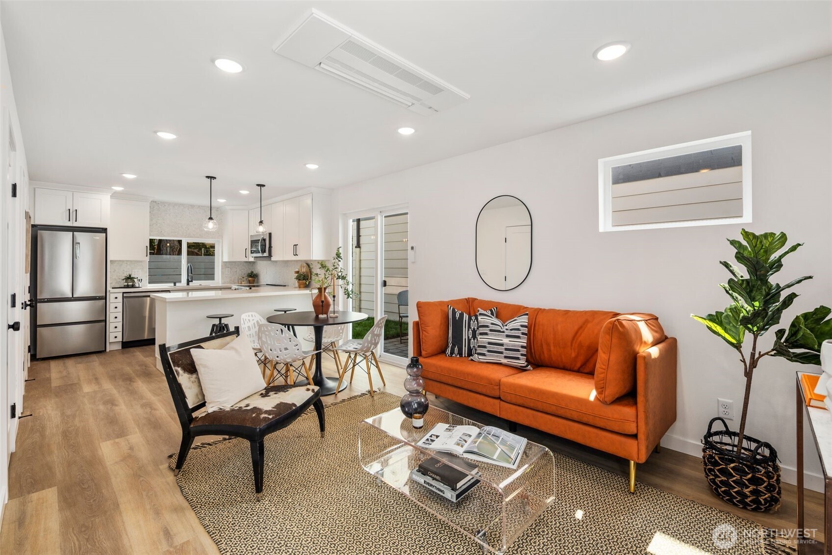 820 S Sullivan Street