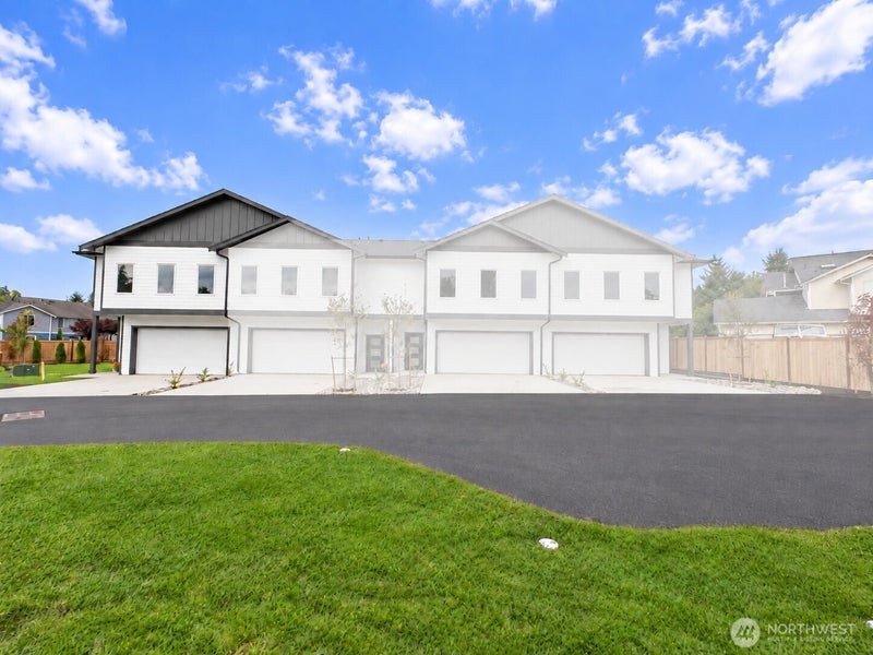 7921 Jensen Farm Ln