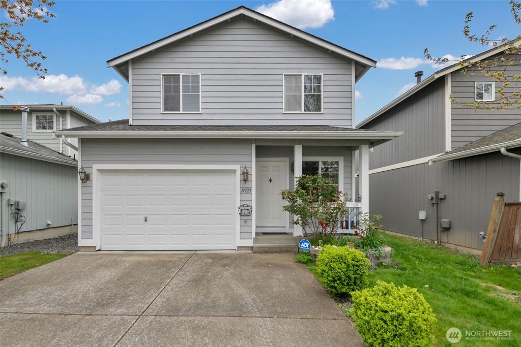 Photo of 14923 44th Drive NE, Marysville, WA 98271 (MLS # 2516353)