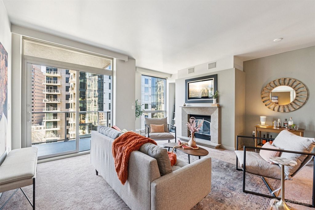 Photo of 10650 NE 9th Place #1423, Bellevue, WA 98004 (MLS # 2466477)