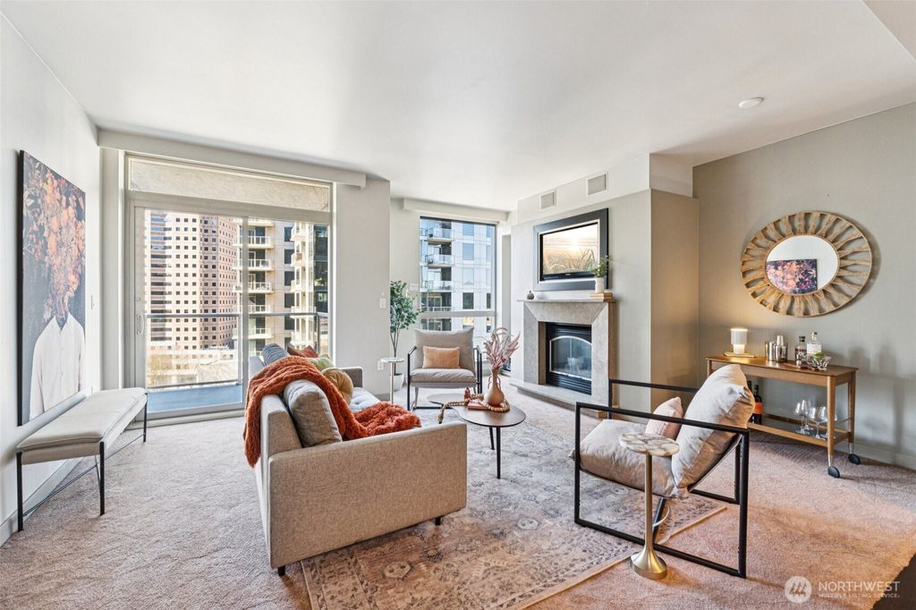 Photo of 10650 NE 9th Place #1423, Bellevue, WA 98004 (MLS # 2466477)