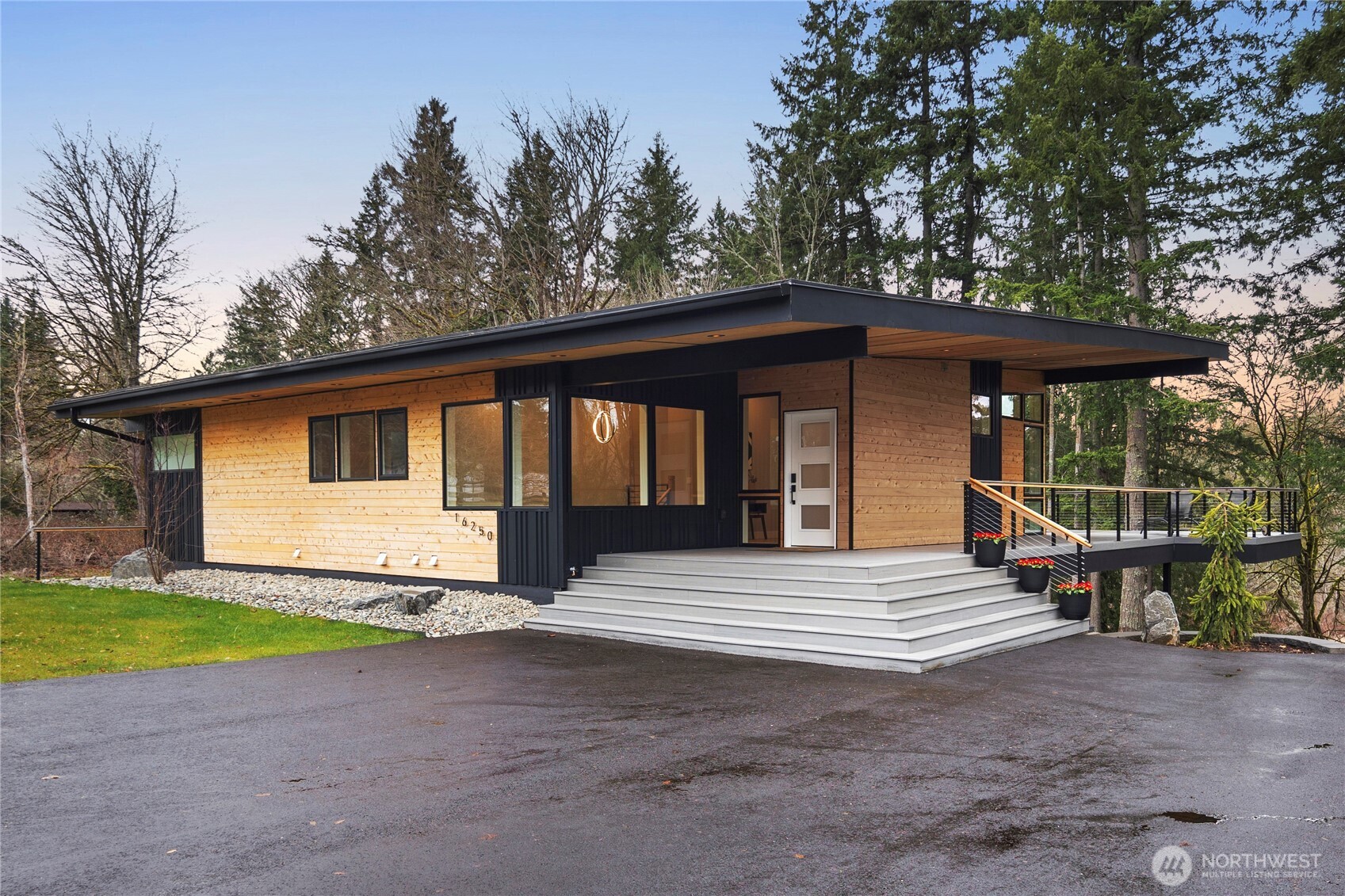 16250 SE Lake Moneysmith