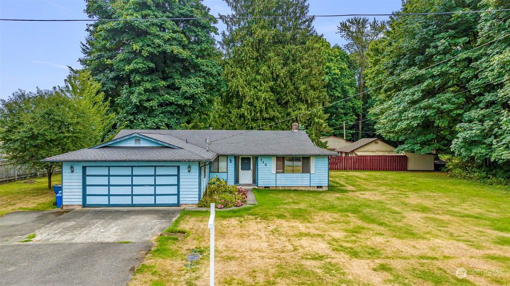 Photo of 113 W Rivmont Drive, Monroe, WA 98272 (MLS # 2158327)