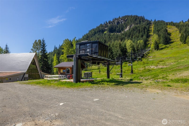 221 Hyak Drive E 302