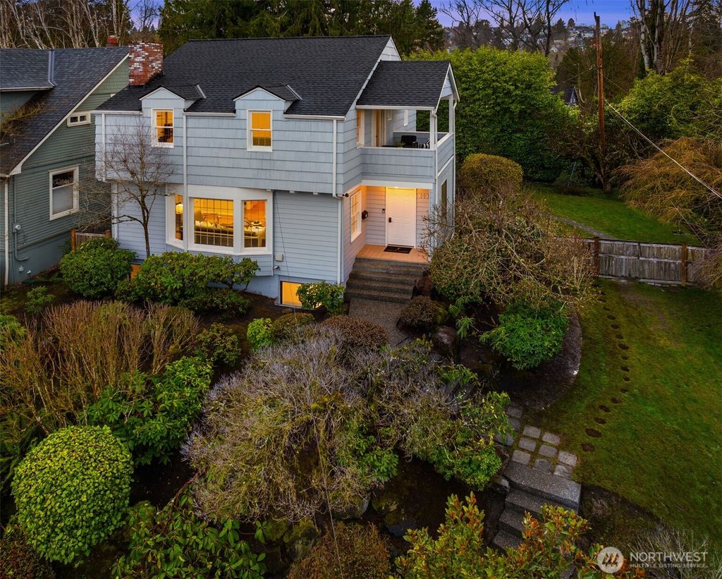 Photo of 1031 31st Avenue E, Seattle, WA 98112 (MLS # 2339599)