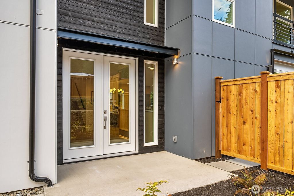 Photo of 3983 162nd Place SE, Bellevue, WA 98006 (MLS # 2463965)