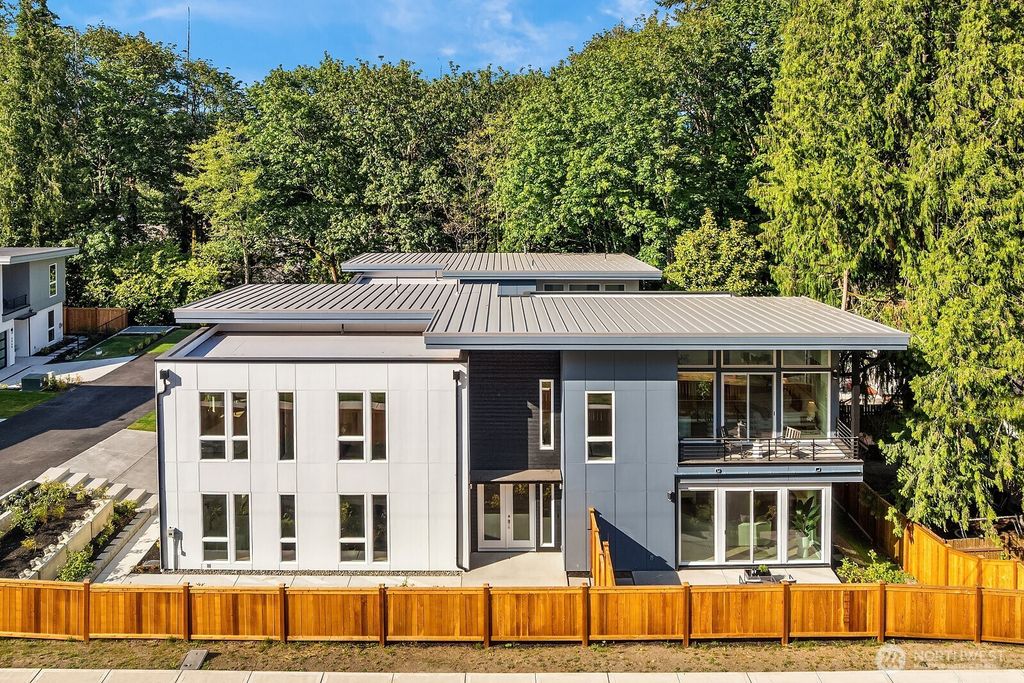 Photo of 3983 162nd Place SE, Bellevue, WA 98006 (MLS # 2463965)