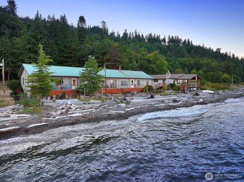 Photo of 8267 Franklin Road, Clinton, WA 98236 (MLS # 2500593)