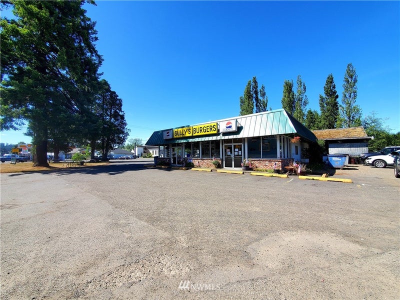 220 N Forks Avenue