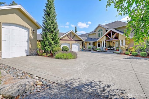 Photo of 188 Glacier Peak Drive, Camano Island, WA 98282 (MLS # 2576600)