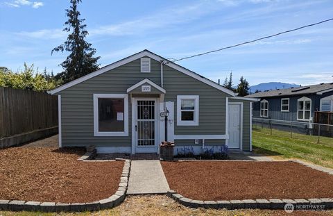 MLS: 2370394